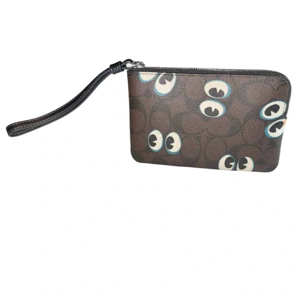 COACH Corner Zip Halloween Eyes Wristlet New with Tag MSRP $88 SOO very rare